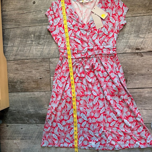 NWT Boden Dress Women's US 6P UK 10P Red Blue Leaf Print V-Neck Short Sleeve - Picture 8 of 8
